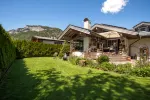 Landhaus mit 3 Wohnungen in sonniger Lage